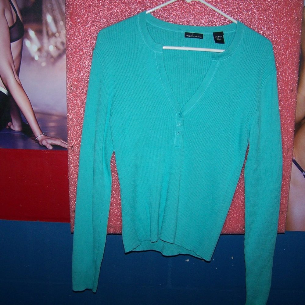 Victoria Secret Sweater